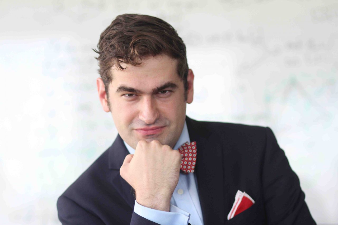 Damian Eads – Científico