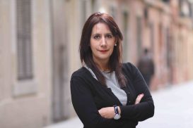 Fotografía de Dolores Redondo por Ana Portnoy