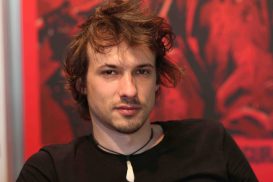 Retrato de Izar Lunaček, Historietista, por Ana Portnoy