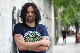 Fotografía de Leo Oyola, por Ana Portnoy