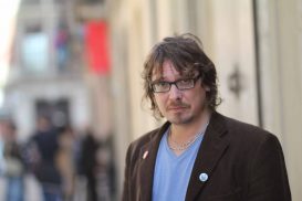 Retrato de Luis Benvenuty, Periodista, por Ana Portnoy