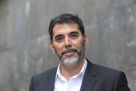 Fotografía de Víctor del Árbol, Escritor, por Ana Portnoy